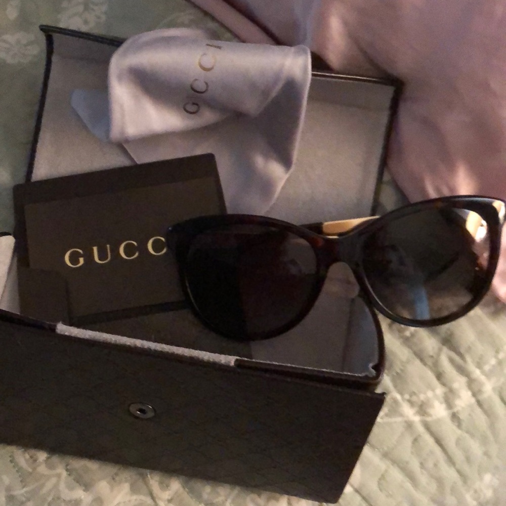 Gucci sunglasses Price Drop!!!!